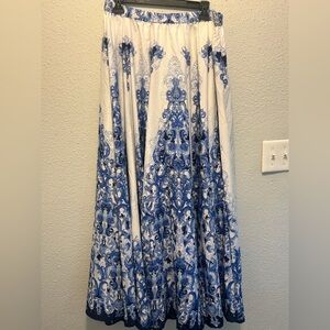 Cupio Elegant Blue and White Skirt